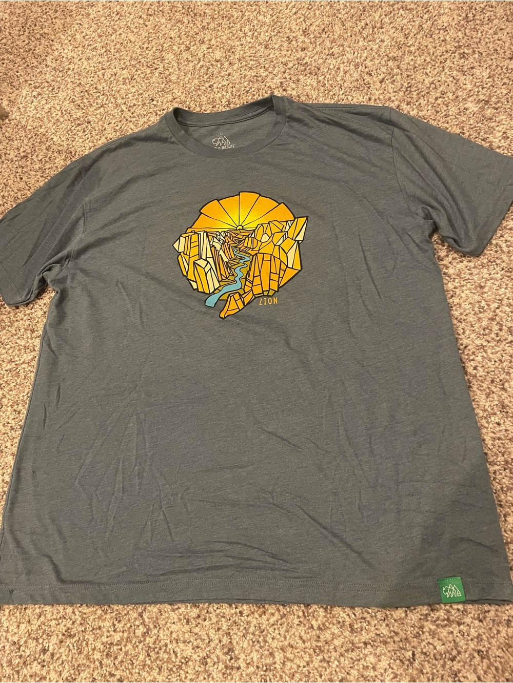 Wild Tribute - Men's Graphic Crew Tee in Charcoal with Yellow Canyon Design